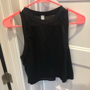 Lululemon black crop tank